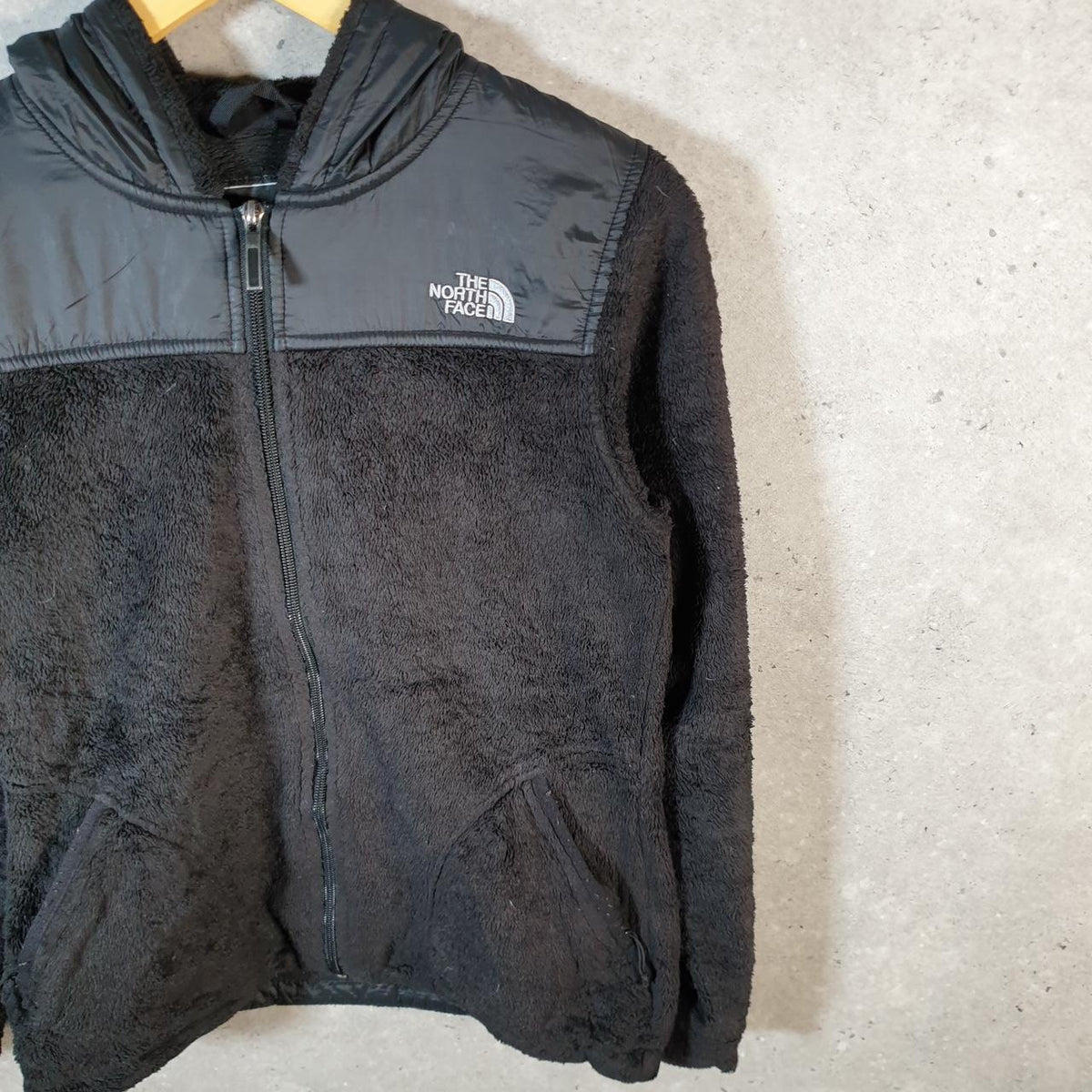 Vintage The North Face TNF Teddy Fleece Sweatshirt  Womens Small Black Full Zip Logo