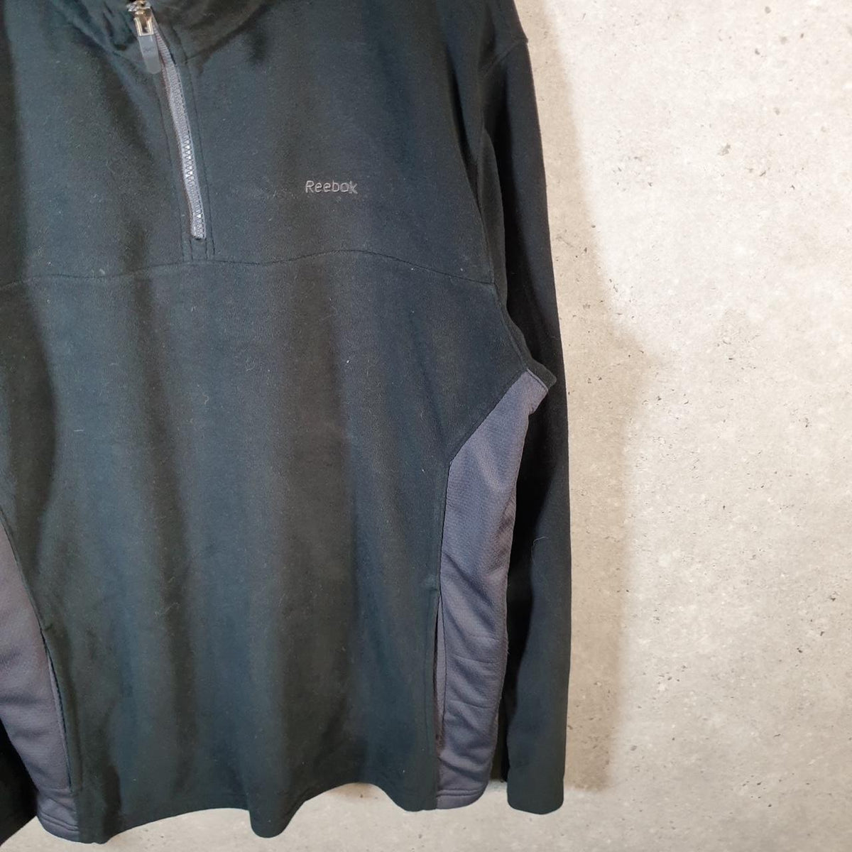 Reebok 1/4 Zip Fleece Sweatshirt Pullover Mens Large Black Embroidered Logo