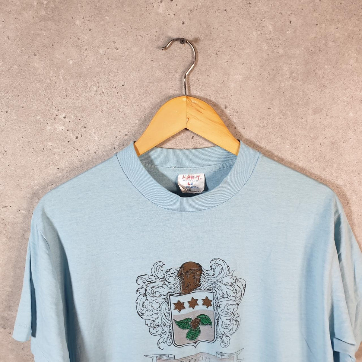 Vintage Sof Tee TeeJays 90s USA Single Stitch T Shirt Men’s Large Blue Big Fish Vintage
