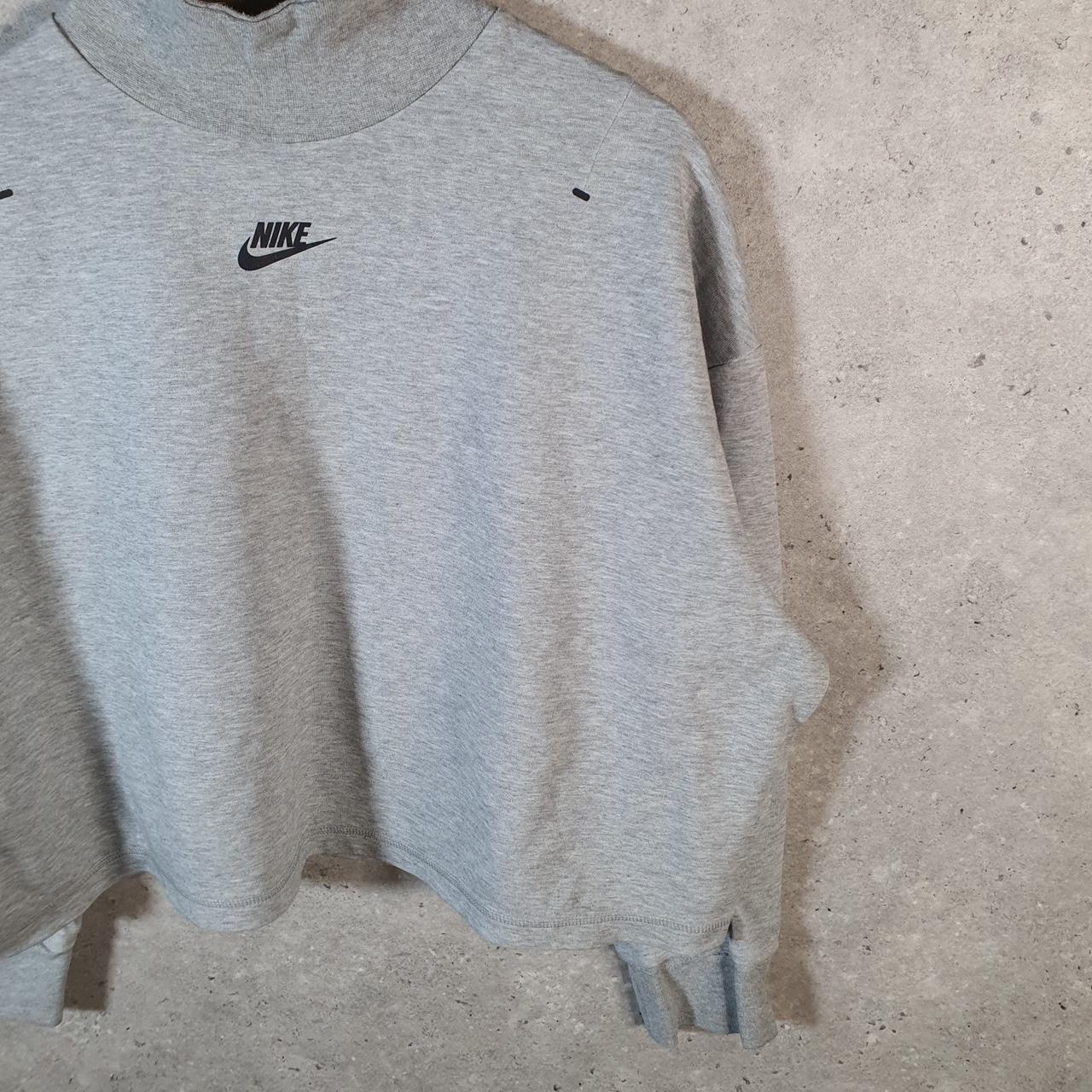 Vintage Nike Tech Cropped Sweatshirt Womens M Grey Swoosh Y2K Pullover Logo