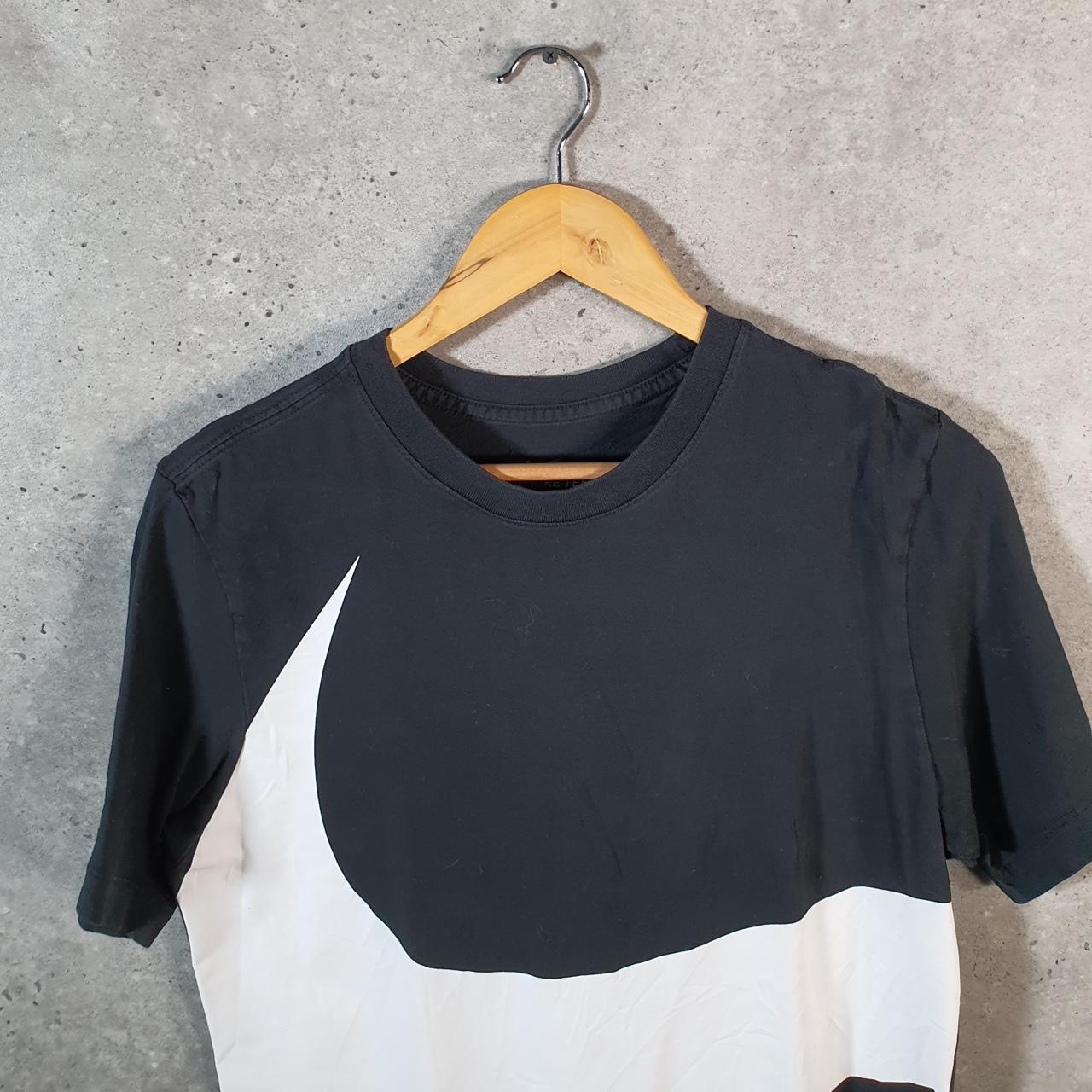 Vintage Nike T Shirt Men’s Small Black Printed Single Swoosh Logo Athletic Big Fish Vintage