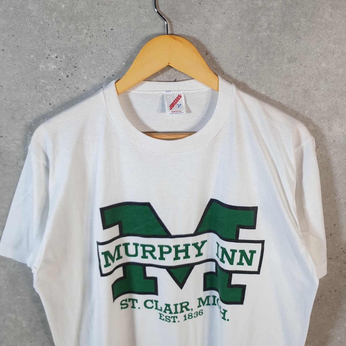 Vintage Jerzees Murphy Inn St Clair Mich USA 90s Single Stitch T Shirt Men’s Large White C8928