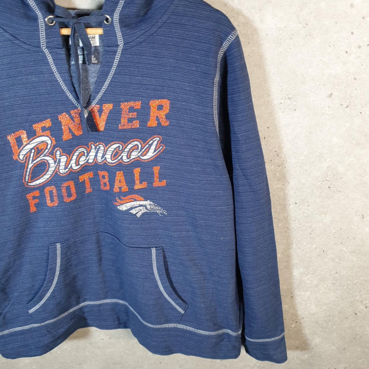 Vintage NFL Denver Broncos Hoodie Womens XL Blue Pullover USA Pro Sport
