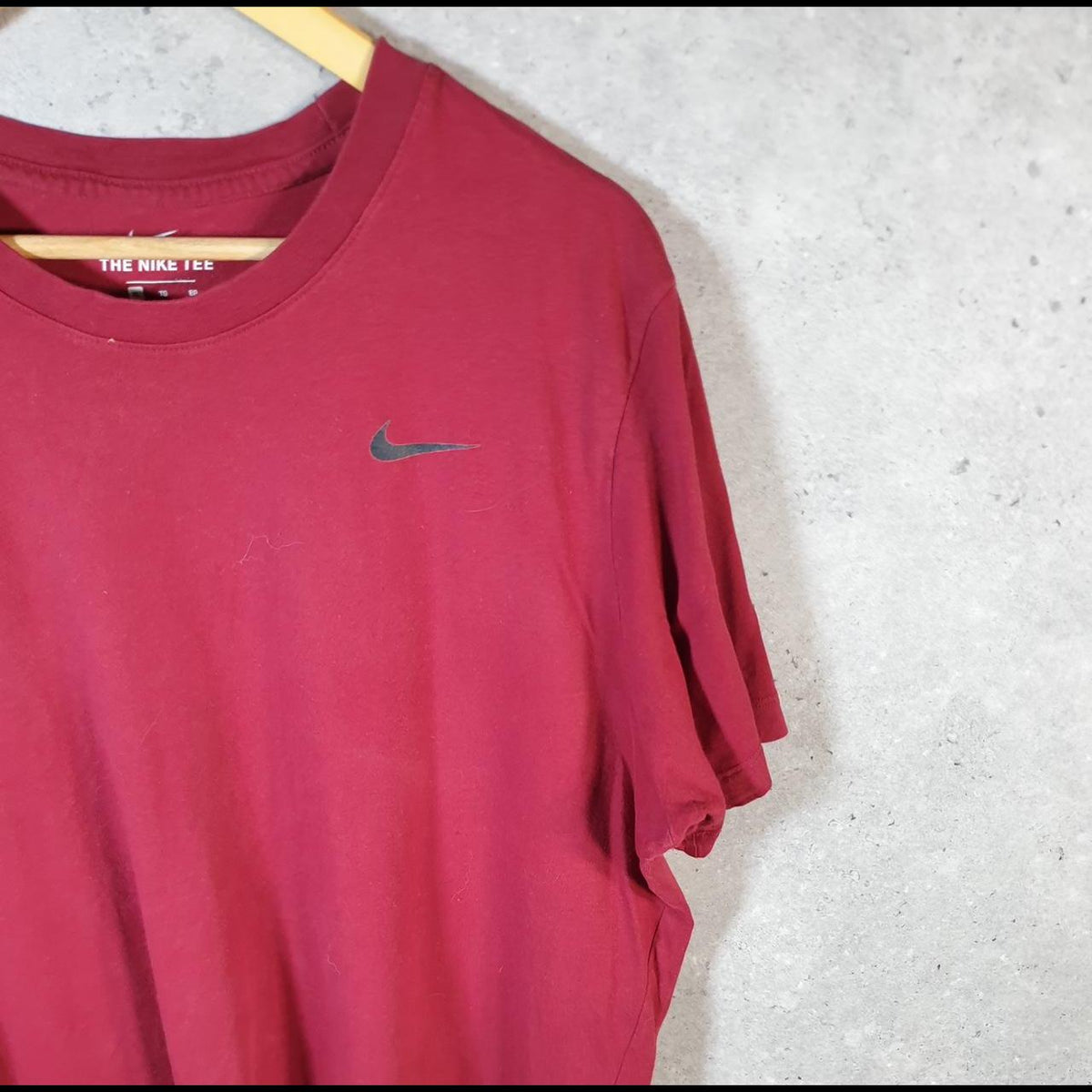 Vintage Nike Dri Fit T Shirt Men’s XL Burgundy Red Logo Printed Swoosh Athletic