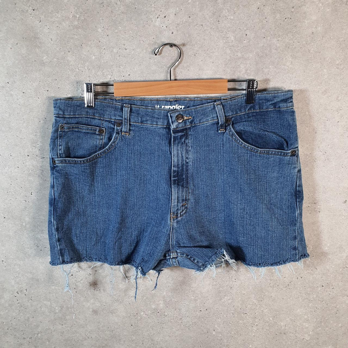 Vintage Wrangler Cut Short Baggy Shorts Jorts Cargo Womens W38 Blue Relaxed Denim A4560
