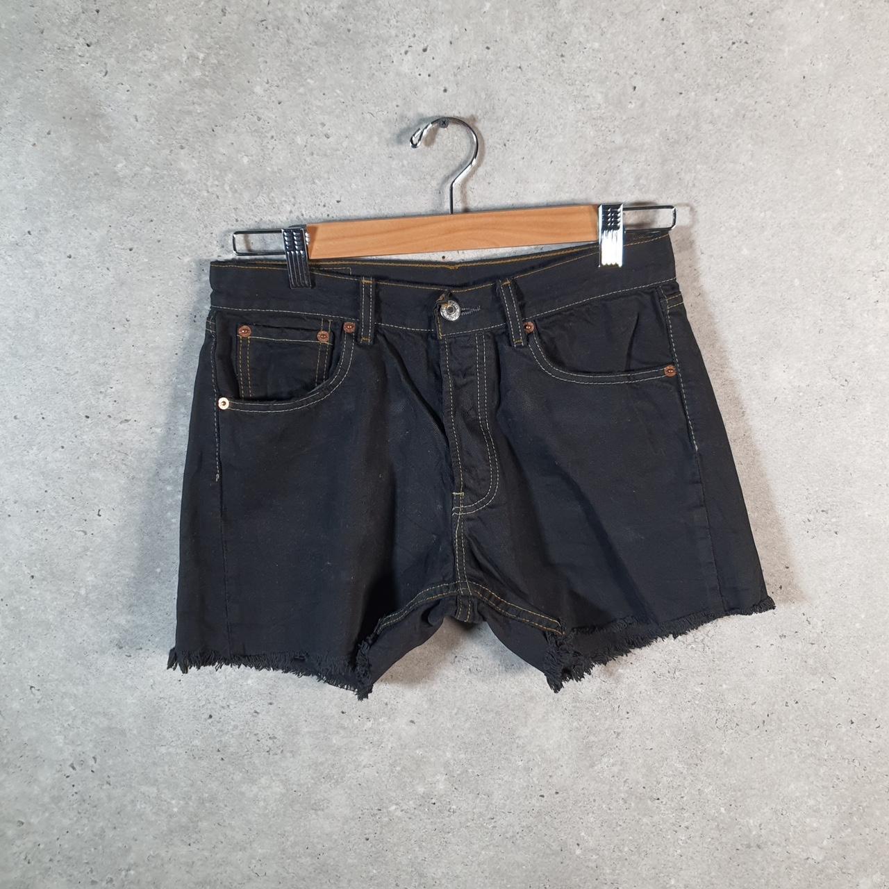 Vintage Levi’s Cut Off Baggy Shorts Jorts Cargo Womens W28 Black Relaxed Denim A4212