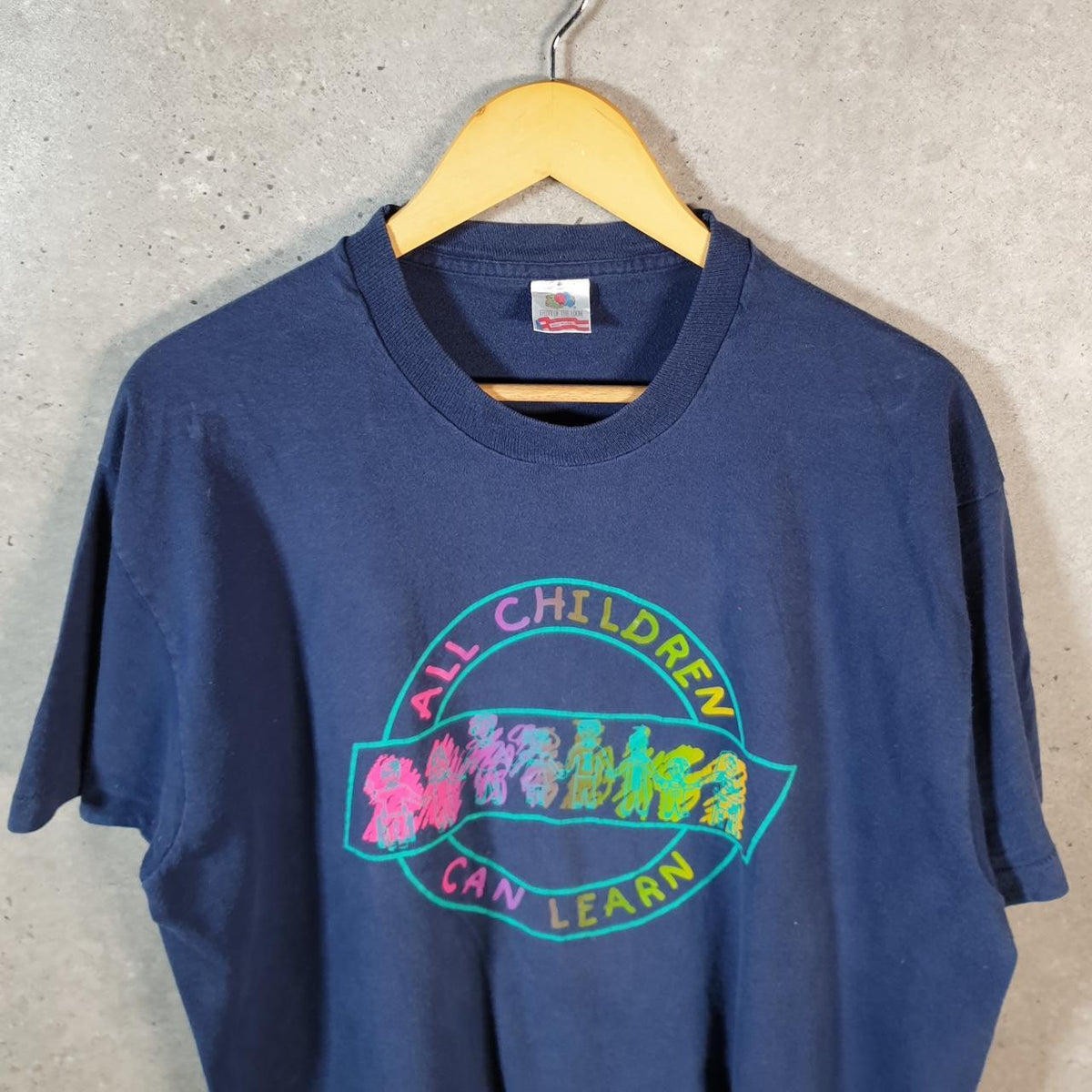 Vintage Fruit of the Loom All Children Can Learn 90s USA Single Stitch T Shirt Men’s XL Blue C9559