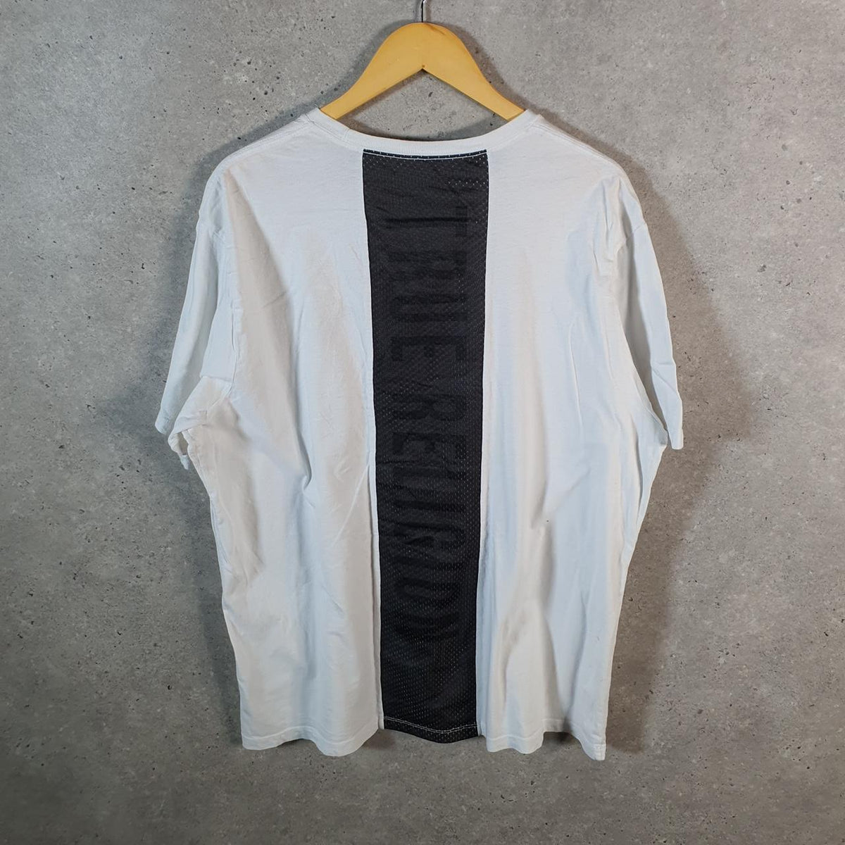 Vintage True Religion T Shirt Men’s 2XL White Graphic Spellout Logo