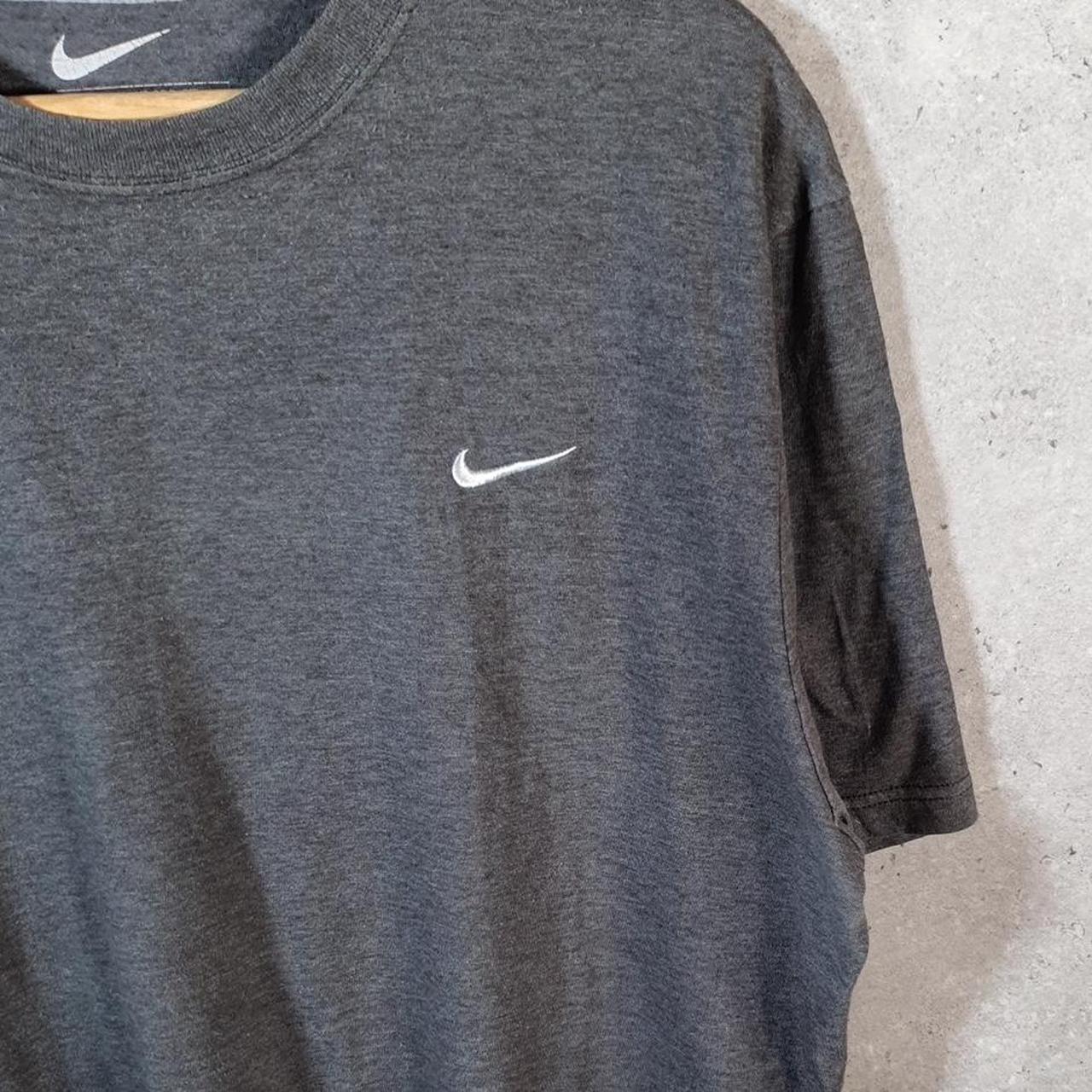 Vintage Nike T Shirt Men’s XL Grey Logo Embroidered Swoosh Athletic