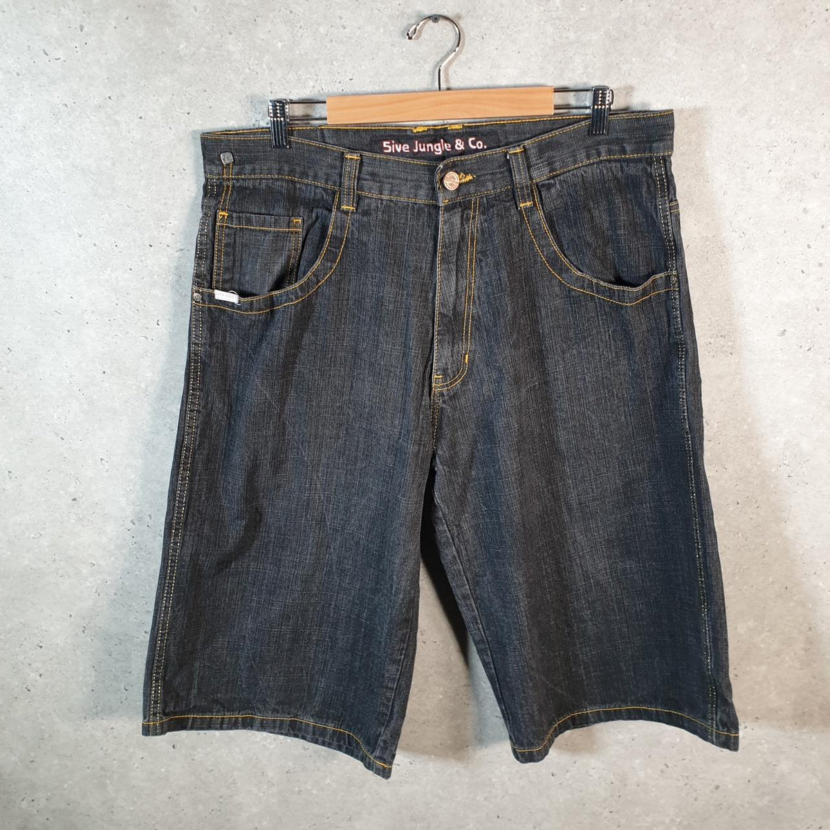 Vintage 5ive Jungle Baggy Y2K Hip Hop Jeans Shorts Jorts Mens W38 Grey Denim USA Big Fish Vintage