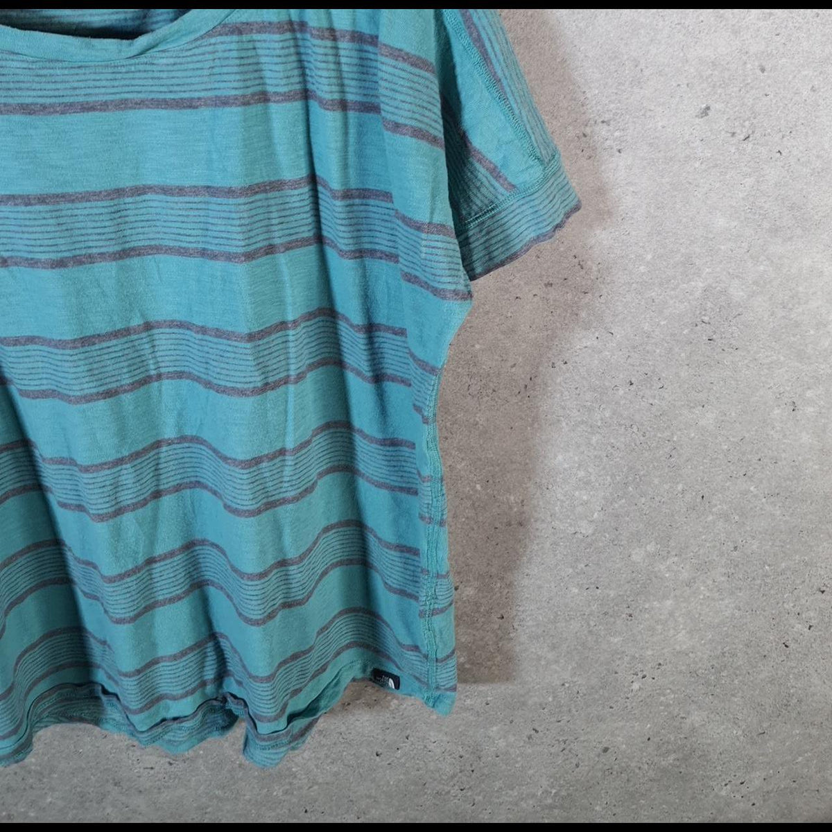 Vintage The North Face TNF Spellout T Shirt Womens XL Striped Blue Logo Athletic