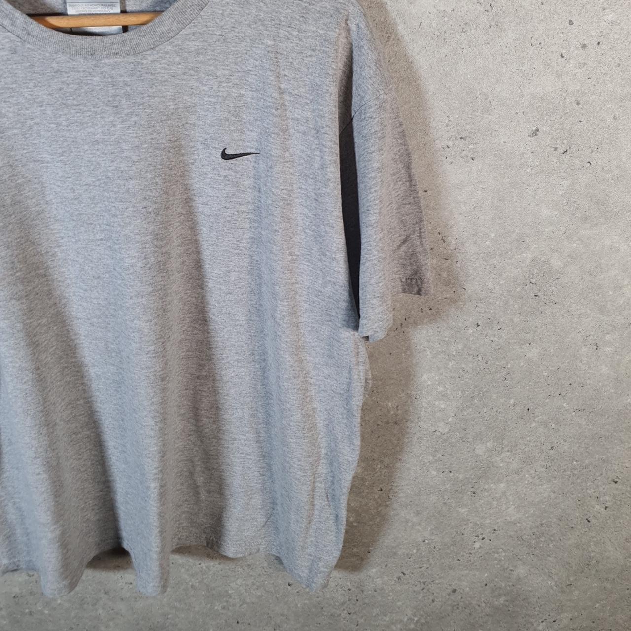 Vintage Nike 90s USA Embroidered T Shirt Men’s Medium Grey Swoosh Y2K Pullover Logo