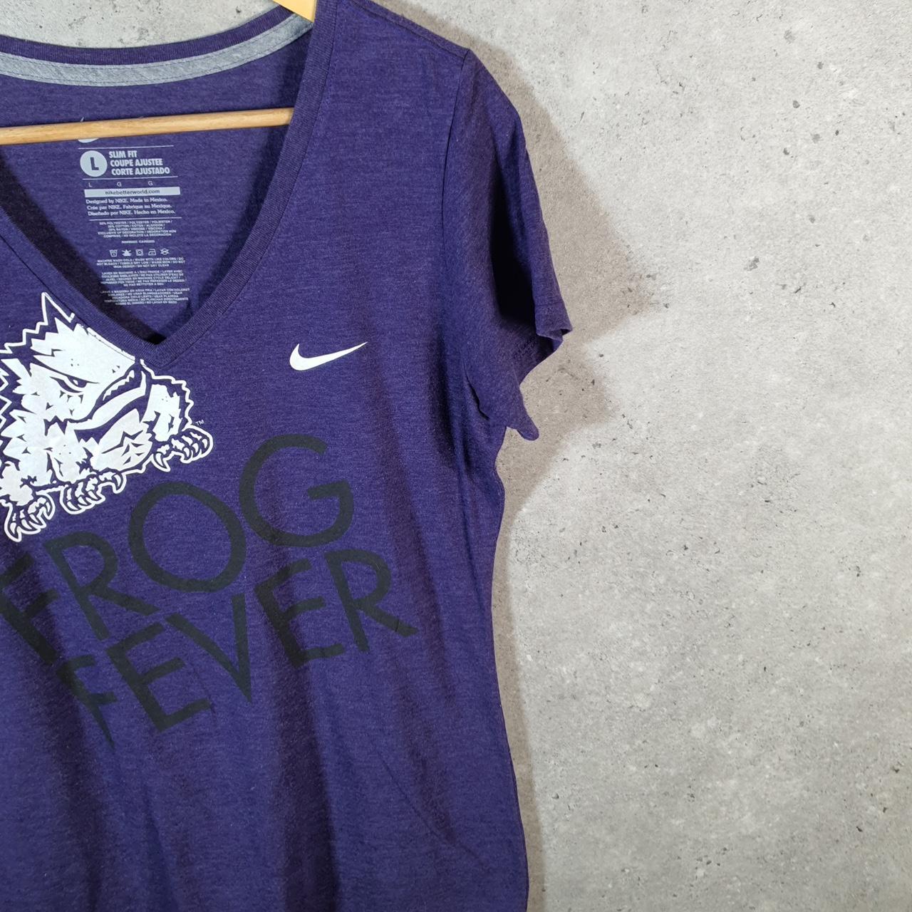 Vintage Nike Frog Fever USA T Shirt Womens Large Purple Spellout Swoosh Athletic