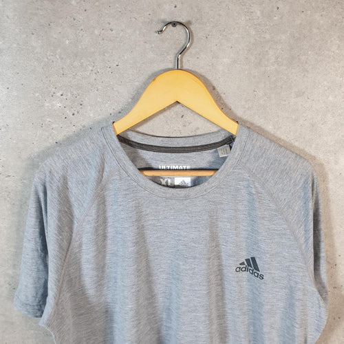 Vintage Adidas Ultimate T Shirt Shirt Men’s XL Grey Three Stripes Logo Athletic C9700