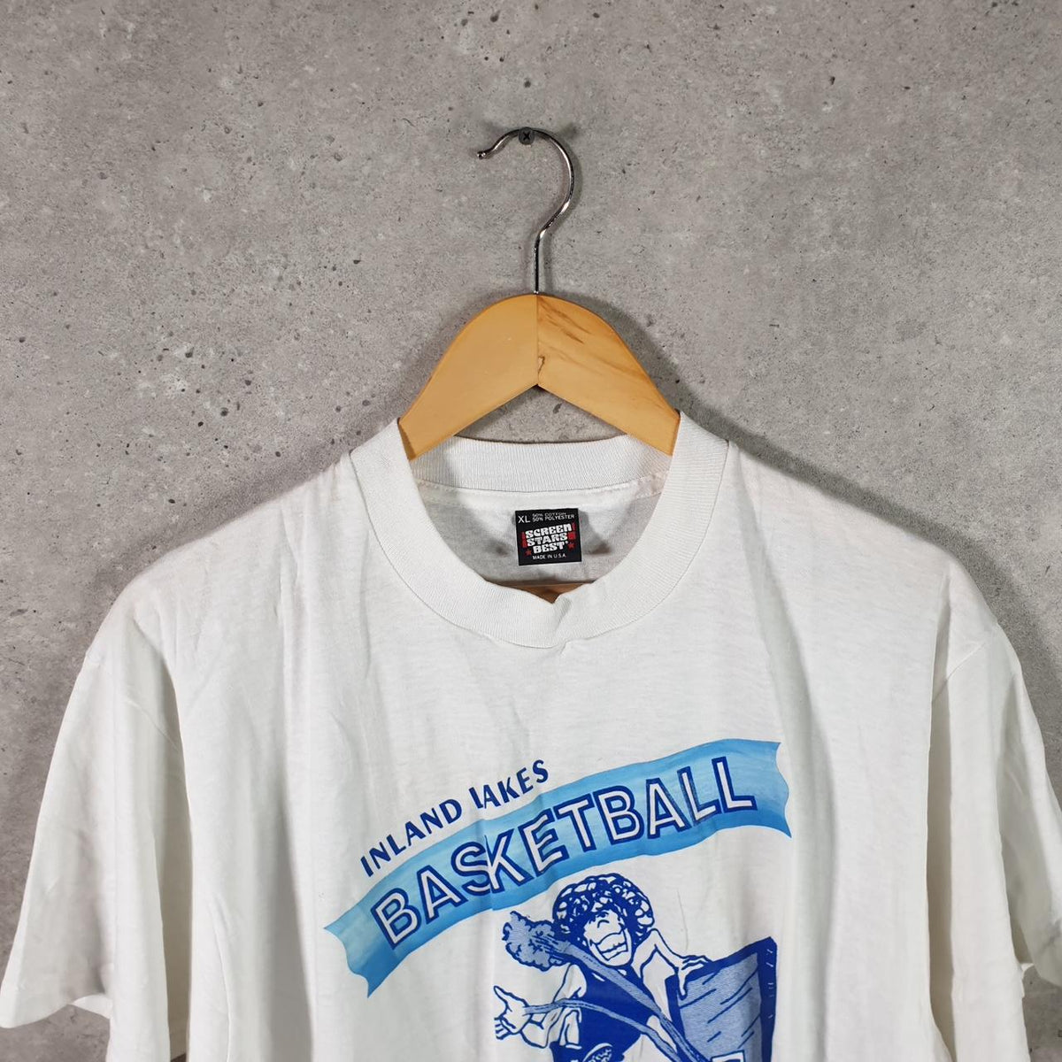 Vintage Screen Stars Best Inland Lakes Basketball USA Single Stitch T Shirt Men’s XL White Big Fish Vintage