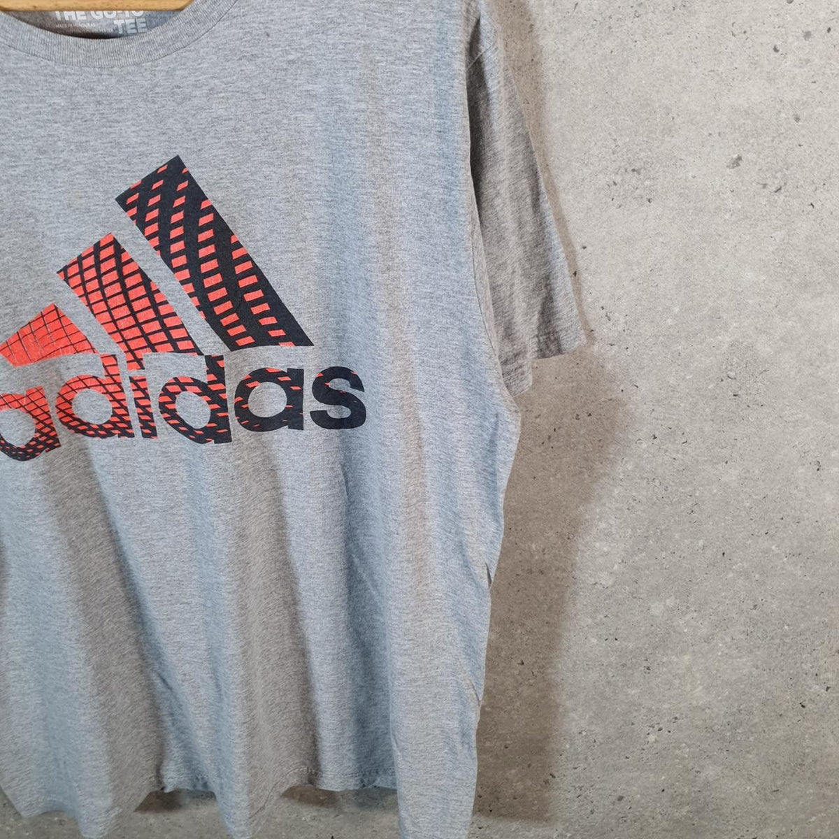 Vintage Adidas Go To Tee T Shirt Men’s Large Grey Three Stripes Logo