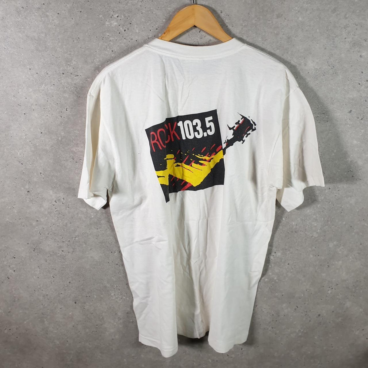 Vintage AllSport USA 90s Rock 103.5 Radio Graphic Single Stitch T Shirt Men’s XL White Big Fish Vintage