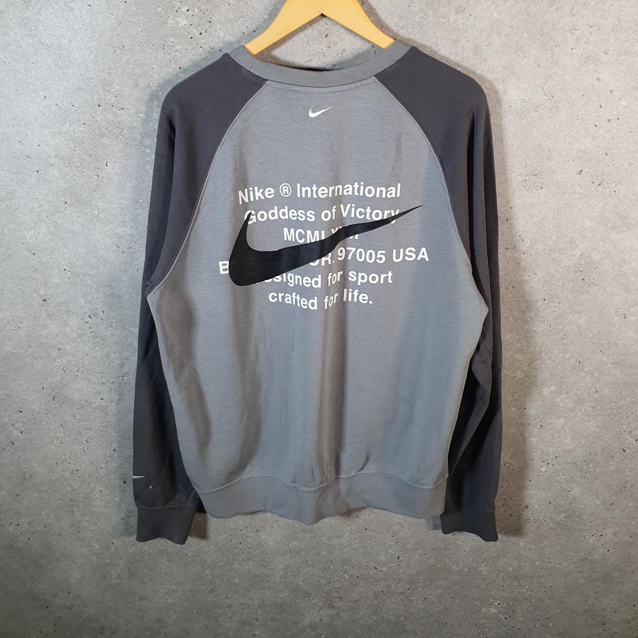 Vintage Nike Club Embroidered Sweatshirt Men’s Medium Grey Swoosh Y2K Pullover Logo