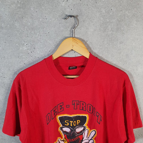 Vintage Best Fruit of the Loom Detroit Crime 1993 USA Single Stitch T Shirt Men’s Large Red Big Fish Vintage