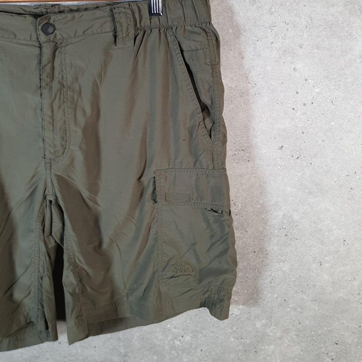 Vintage The North Face TNF Shorts Jorts Chino Cargo Men’s XL Red Baggy Cotton