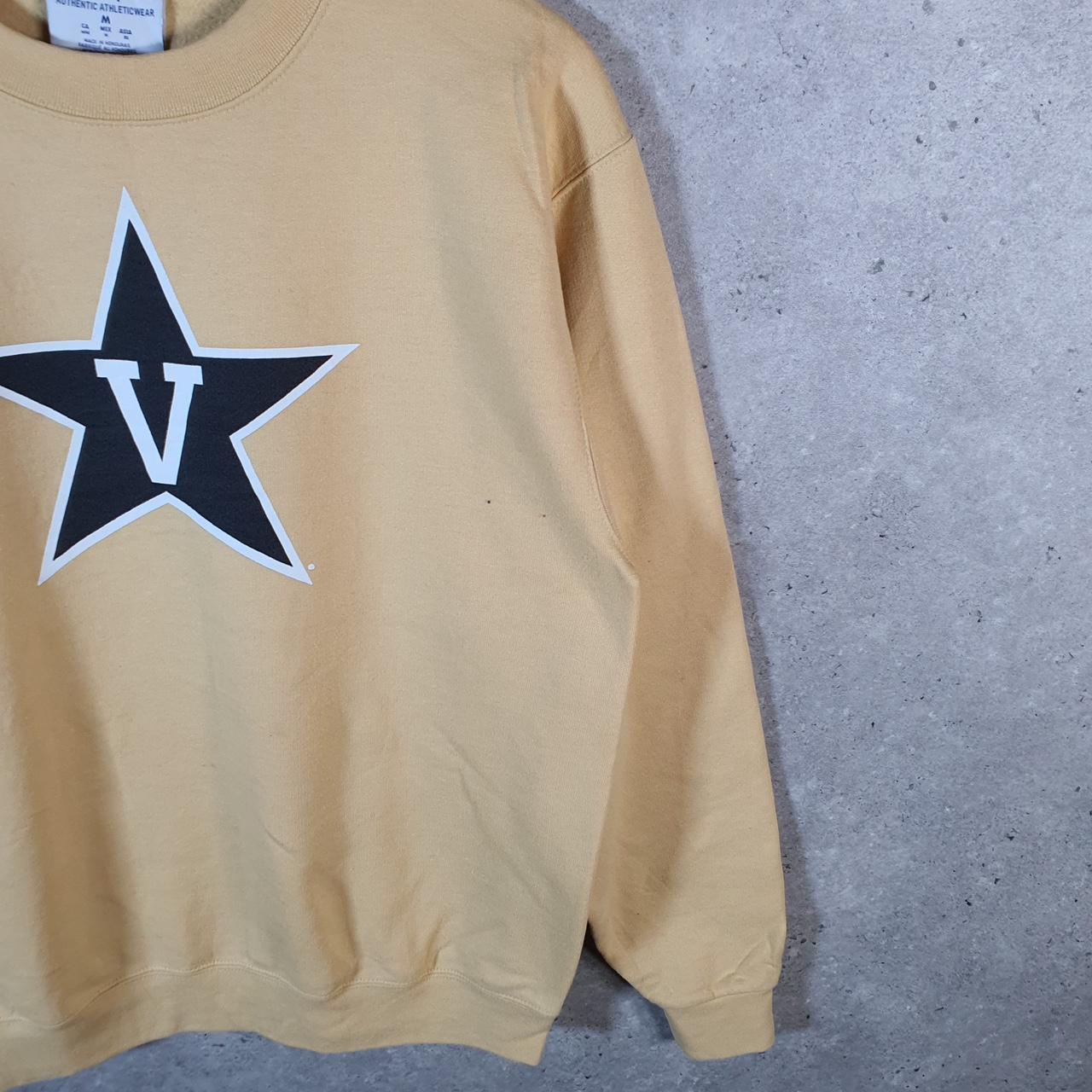 Vintage Champion Sweatshirt Men’s Medium Yellow USA Pullover Spellout Logo