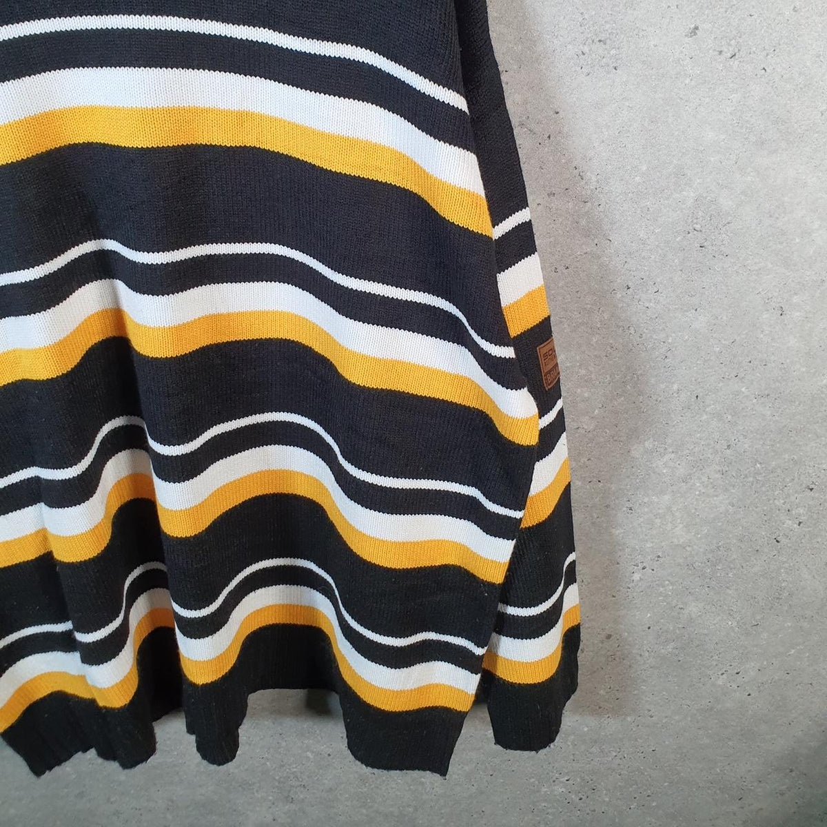 Vintage SouthPole Y2K Spellout Knit Sweater Jumper Mens XL Black Striped Pullover Hip Hop