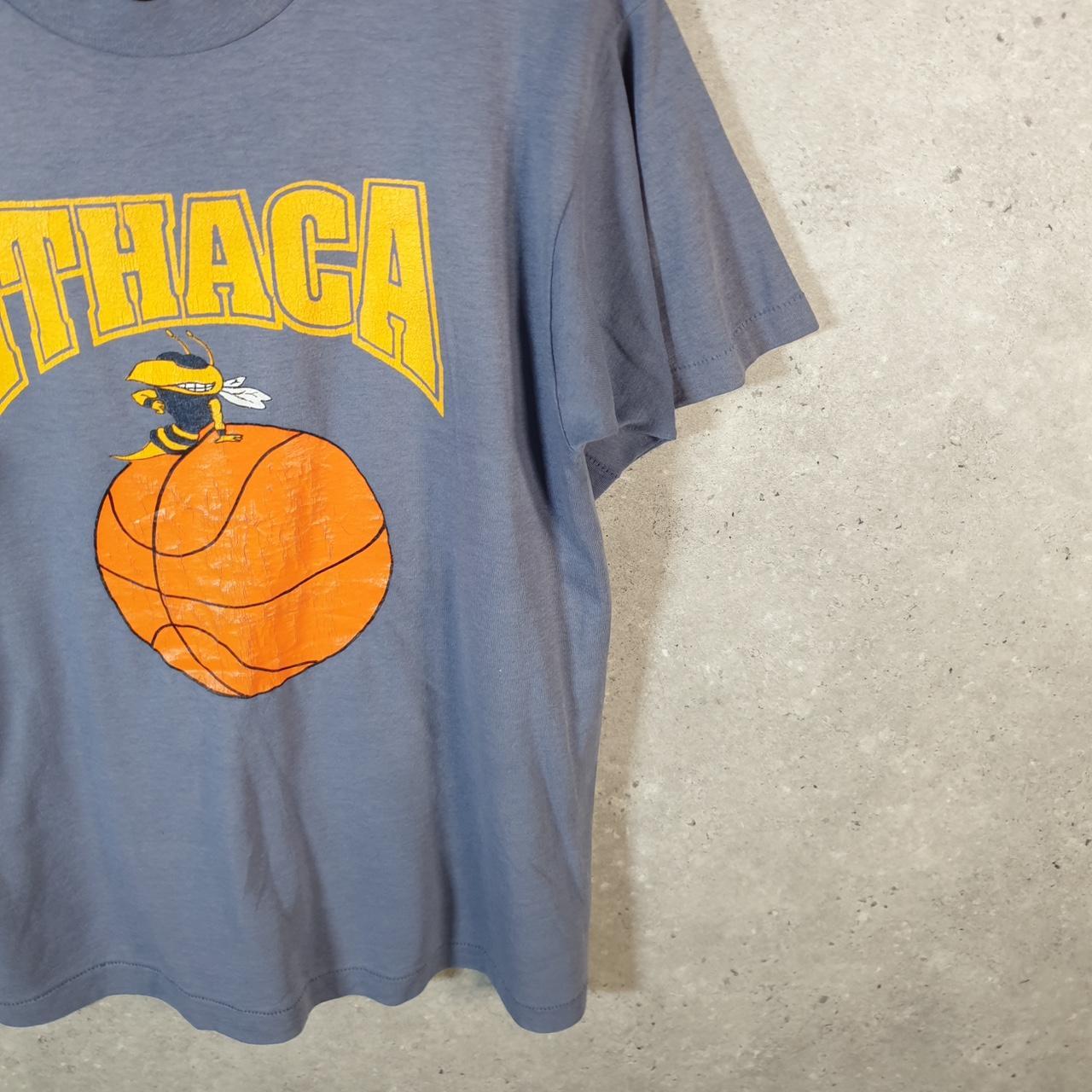 Vintage Fruit Of The Loom Ithaca Basketball 90s USA Single Stitch T Shirt Men’s Medium Grey