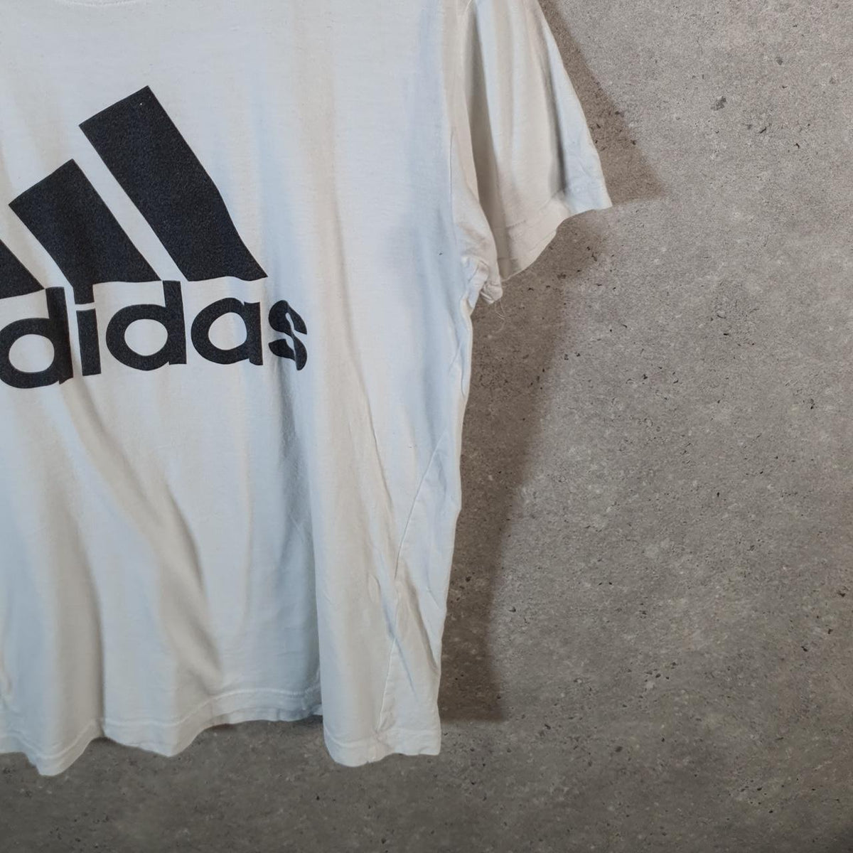 Vintage Adidas Spellout Golf T Shirt Men’s Medium White Three Stripes Logo