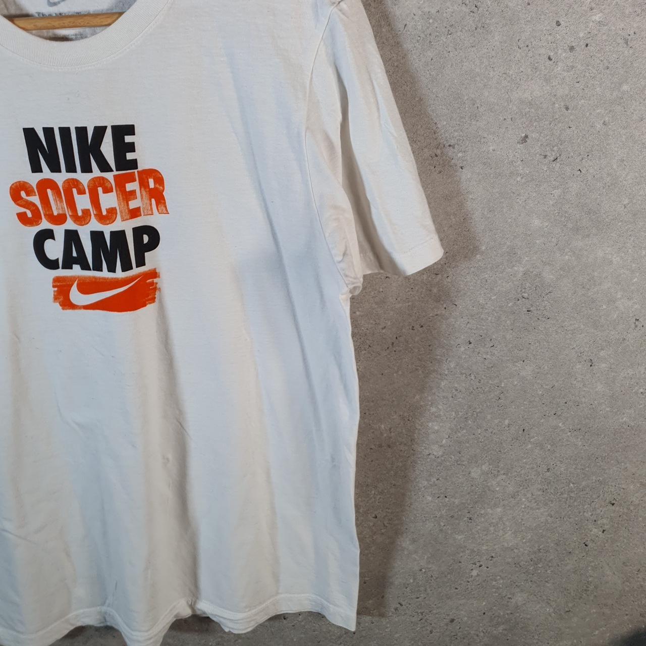 Vintage Nike Soccer Camp T Shirt Men’s Medium White Logo Swoosh Athletic