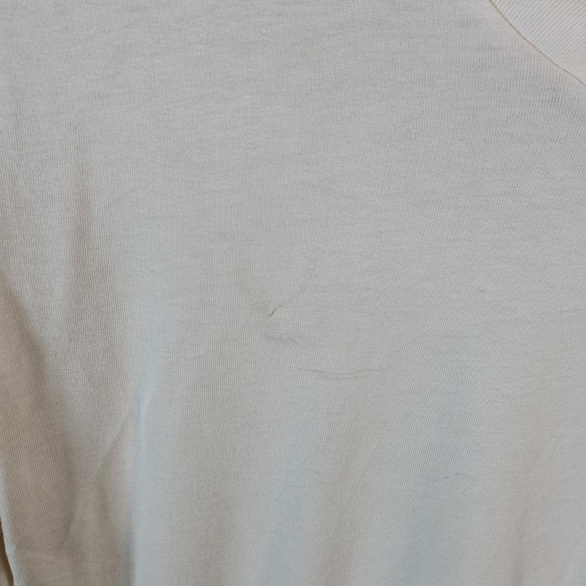 Vintage Calvin Klein Graphic T Shirt Men’s Medium White Regular Fit Spellout Logo