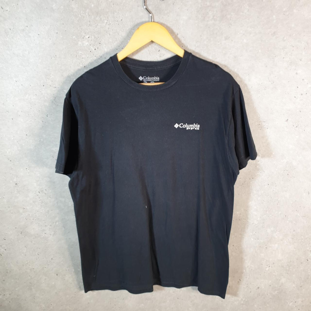 Vintage Columbia Perfomance Fishing Gear T Shirt Men’s Large Black Athletic