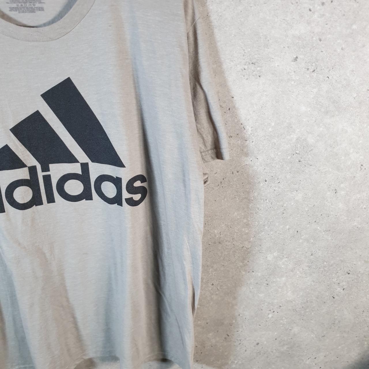 Vintage Adidas Go To Tee Performance T Shirt Men’s XL Grey Graphic Three Stripes Athletic