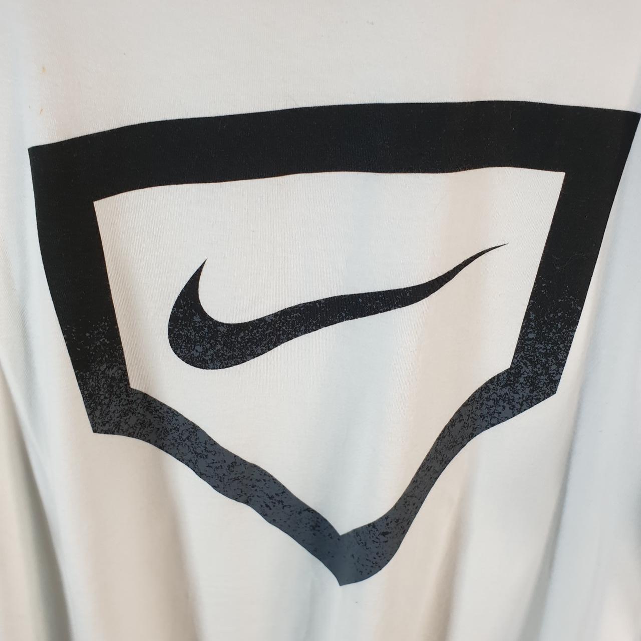 Vintage Nike Dri Fit Club Spellout T Shirt Men’s 2XL White Logo Swoosh Athletic