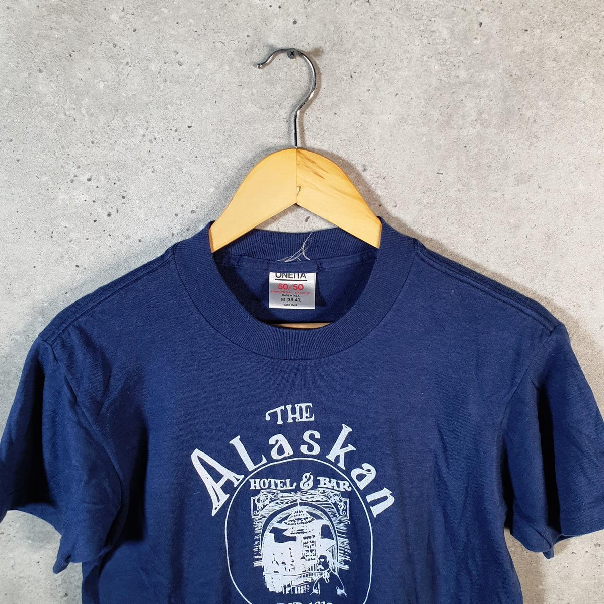 Vintage Oneita Alaska Graphic Single Stitch T Shirt Men’s Medium Blue Big Fish Vintage