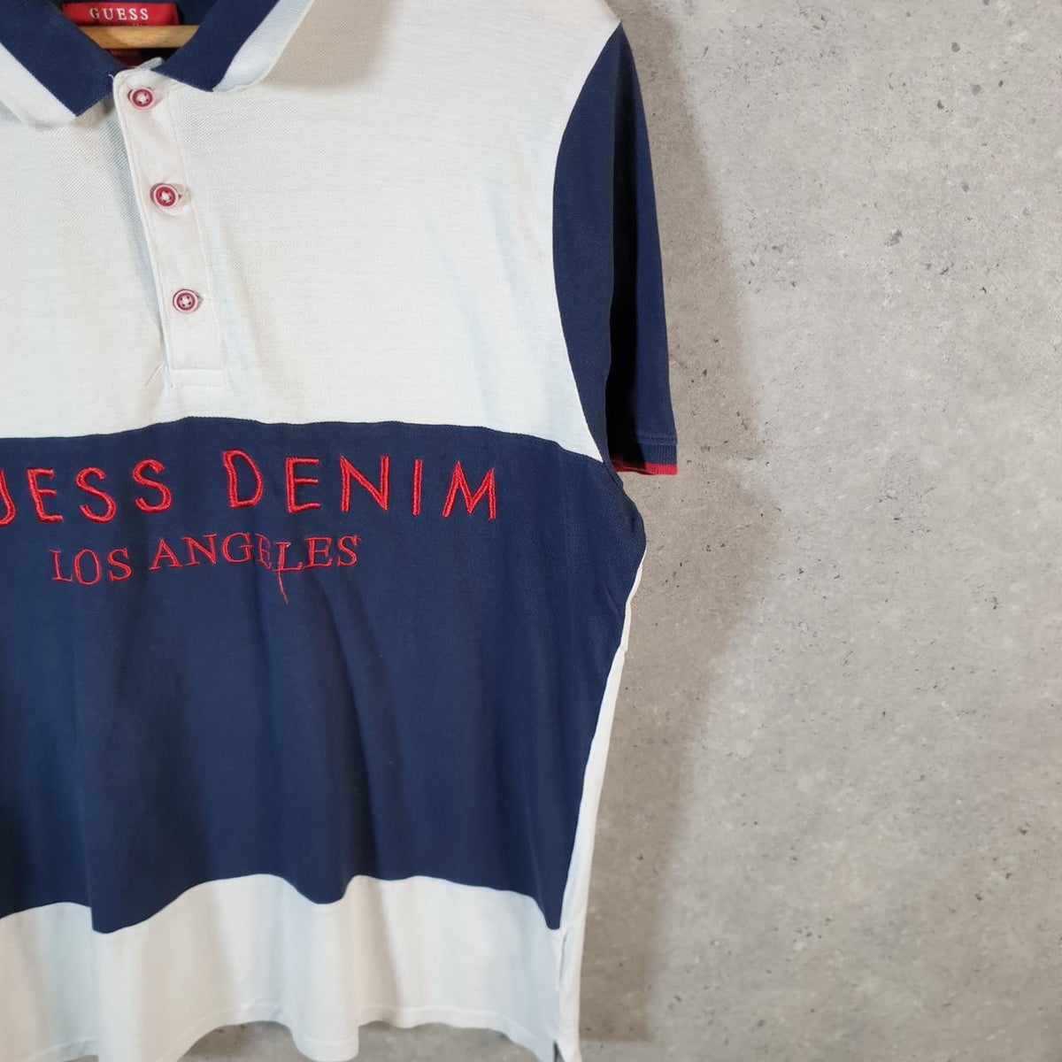Vintage Guess Denim Los Angeles Polo Shirt Men’s Large White Graphic Spellout Logo