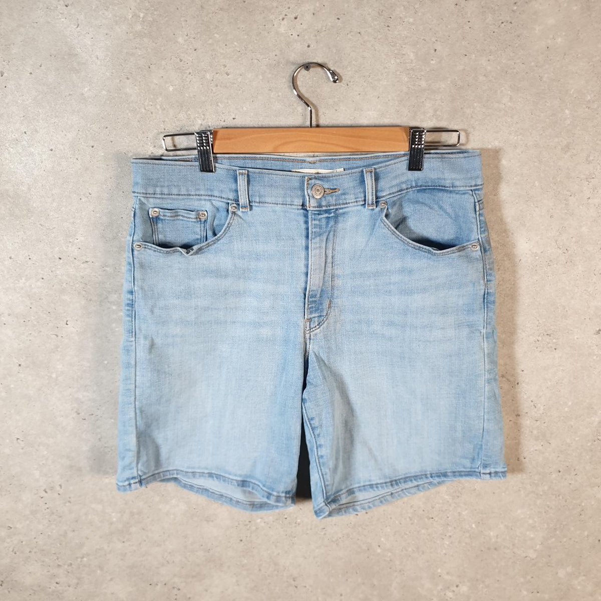 Vintage Levi’s Baggy Shorts Jorts Cargo Womens W29 Blue Relaxed Denim