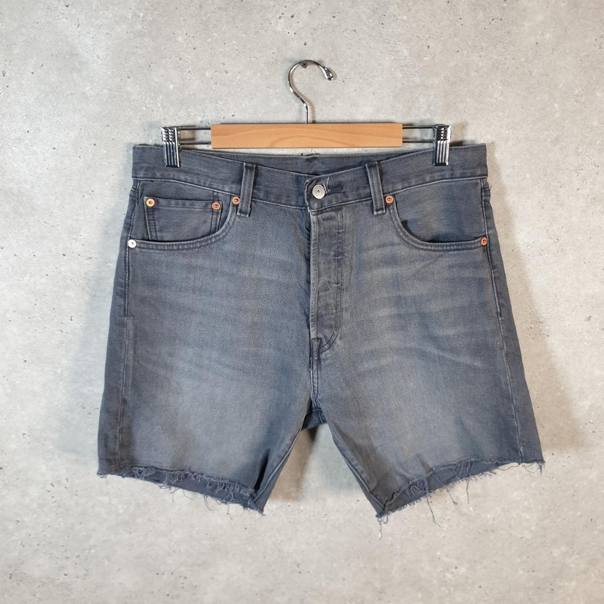 Vintage Levi’s 501 Baggy Shorts Jorts Cargo Mens W33 Grey Relaxed Denim