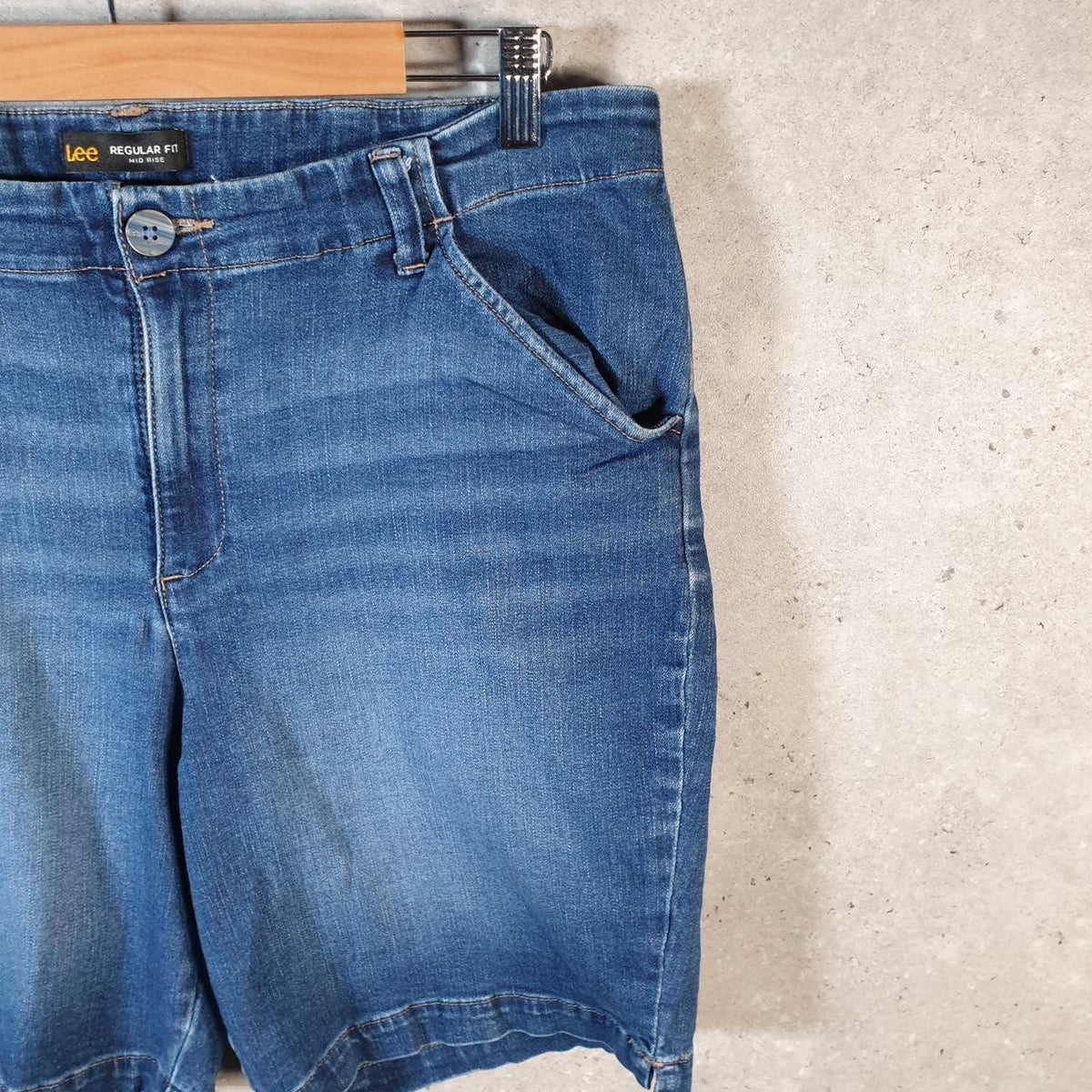 Vintage Lee Baggy Shorts Jorts Cargo Womens W34 Blue Relaxed Denim