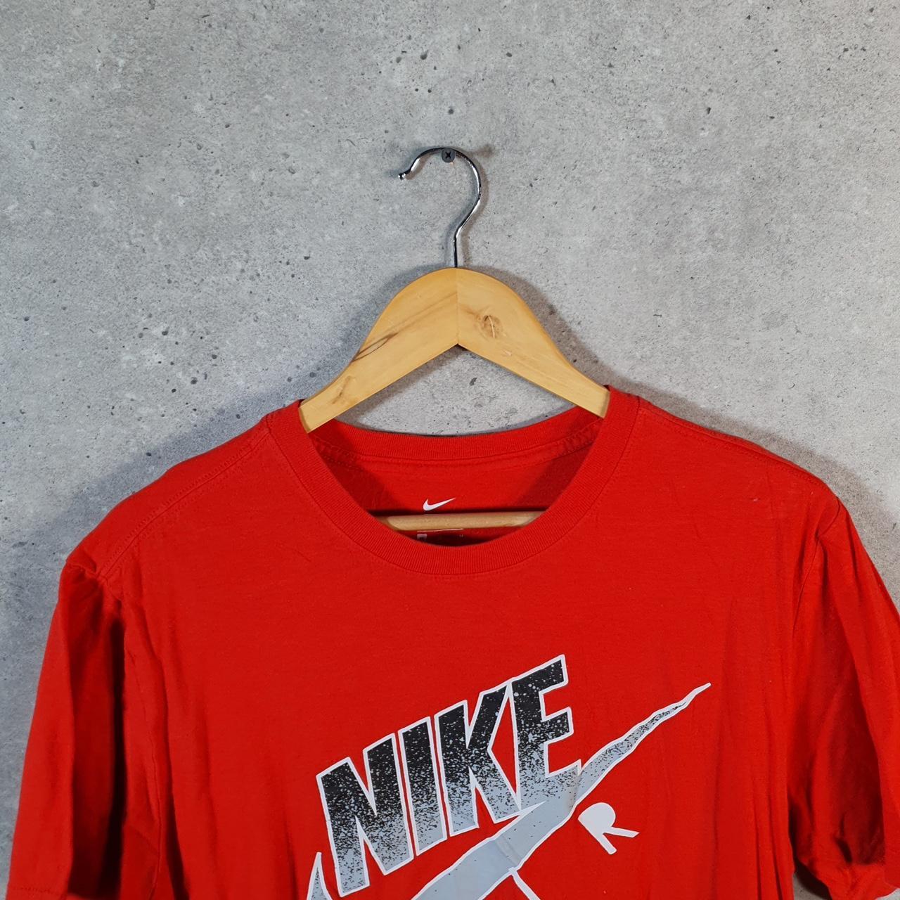 Vintage Nike Air T Shirt Men’s Medium Red Swoosh Logo Athletic Big Fish Vintage