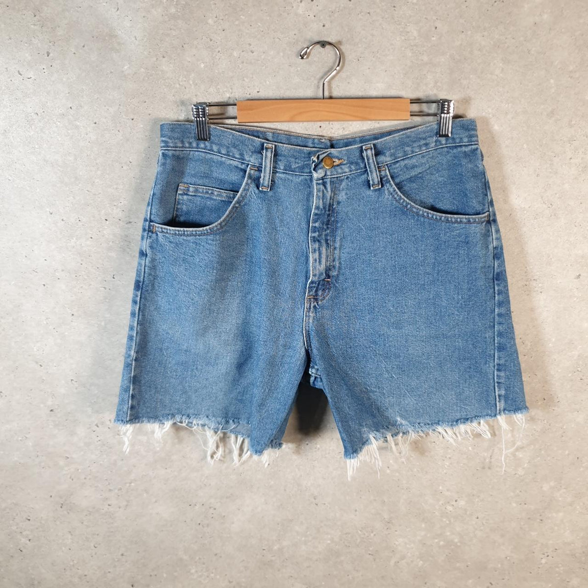 Vintage Wrangler Denim Shorts Jorts Cargo Men’s W33 Blue Baggy Cotton