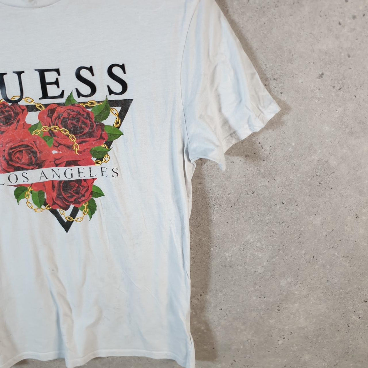 Vintage Guess Spellout Graphic T Shirt Men’s Small White Casual Sports Logo Athletic