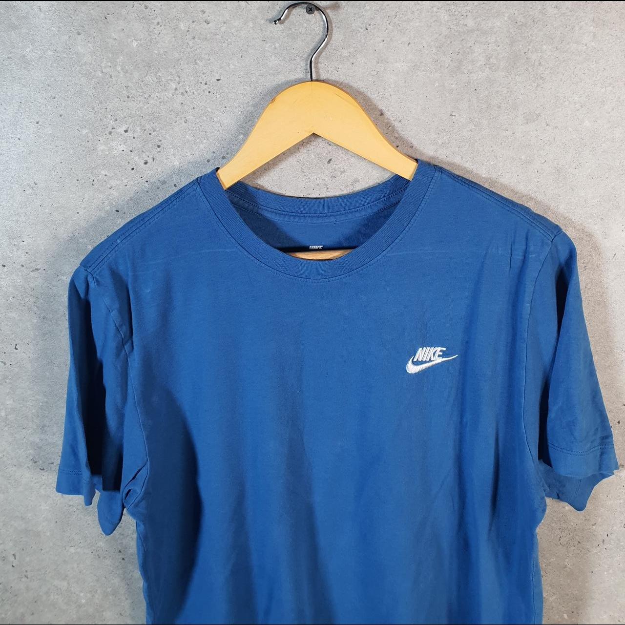 Vintage Nike Club T Shirt Shirt Men’s Small Blue Embroidered Logo Athletic C9761