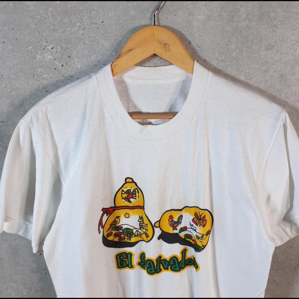 Vintage El Salvador USA Single Stitch T Shirt Men’s Small White C8118