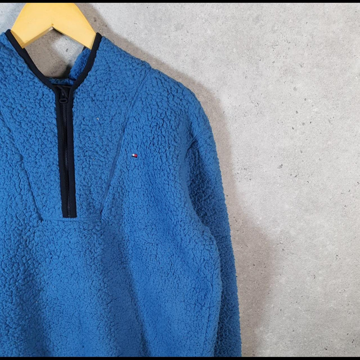 Tommy Hilfiger 1/4 Zip Fleece Pullover Sweatshirt Mens Small Blue Embroidered Logo