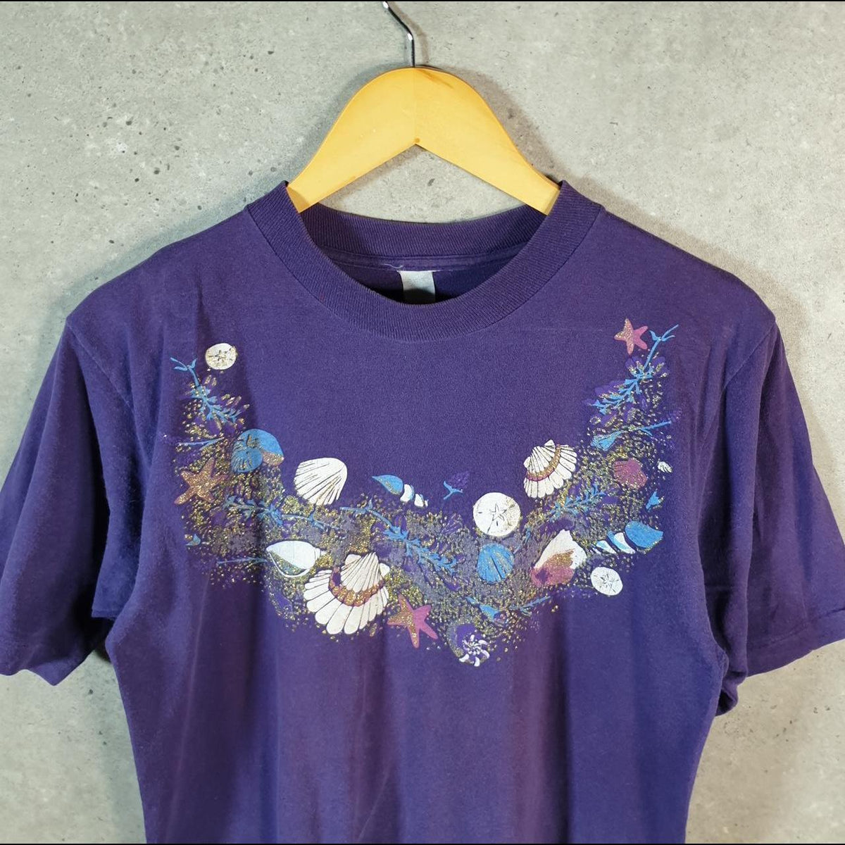 Vintage Sea Shells Beach Graphic USA 90s Single Stitch T Shirt Men’s XS Purple C8784