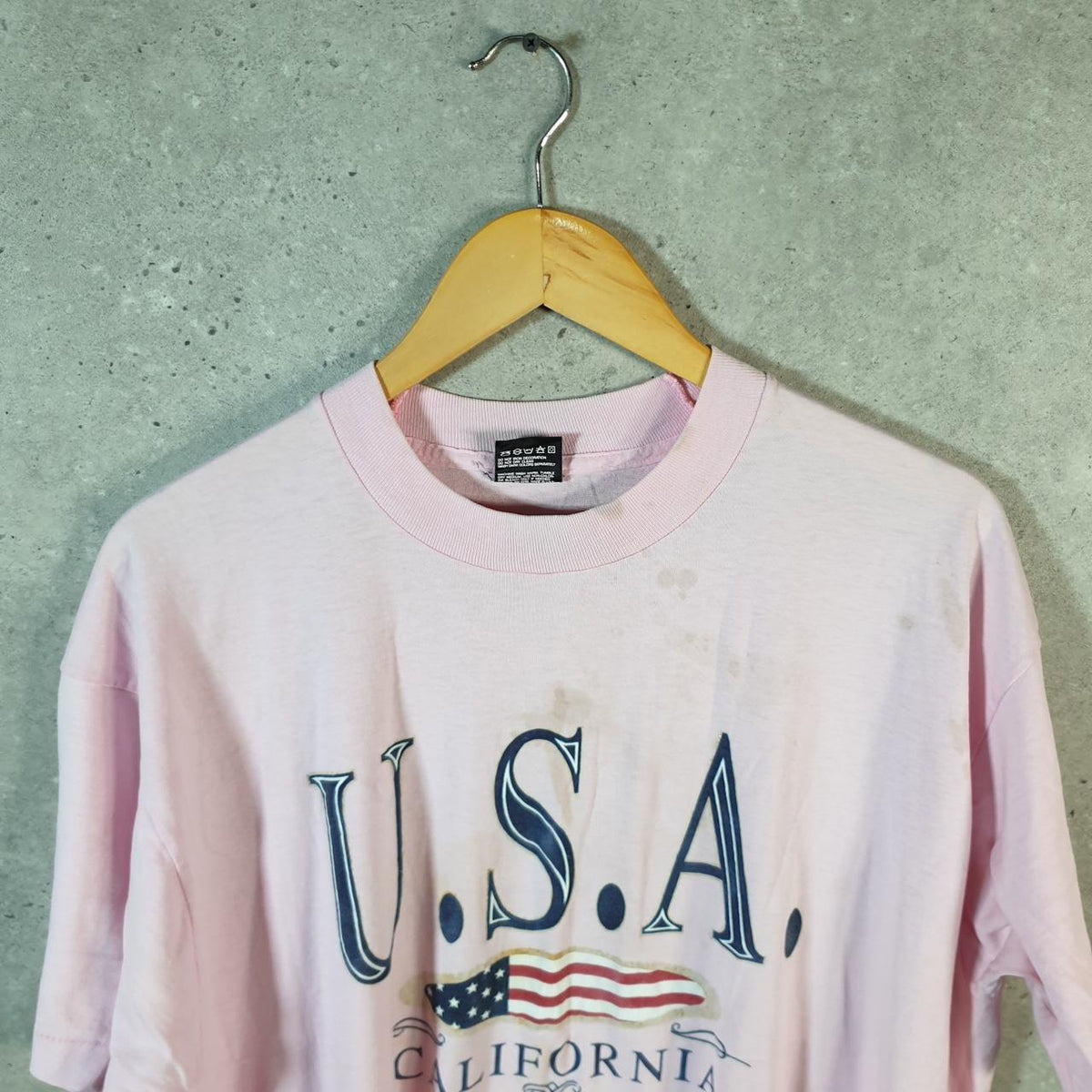 Vintage Best Fruit of the Loom California USA Single Stitch T Shirt Men’s XL Pink Big Fish Vintage