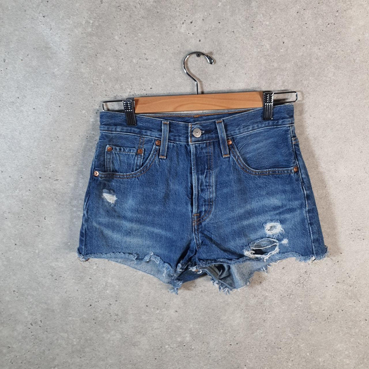 Vintage Levi’s 501 Cut Off Baggy Shorts Jorts Cargo Womens W25 Blue Relaxed Denim
