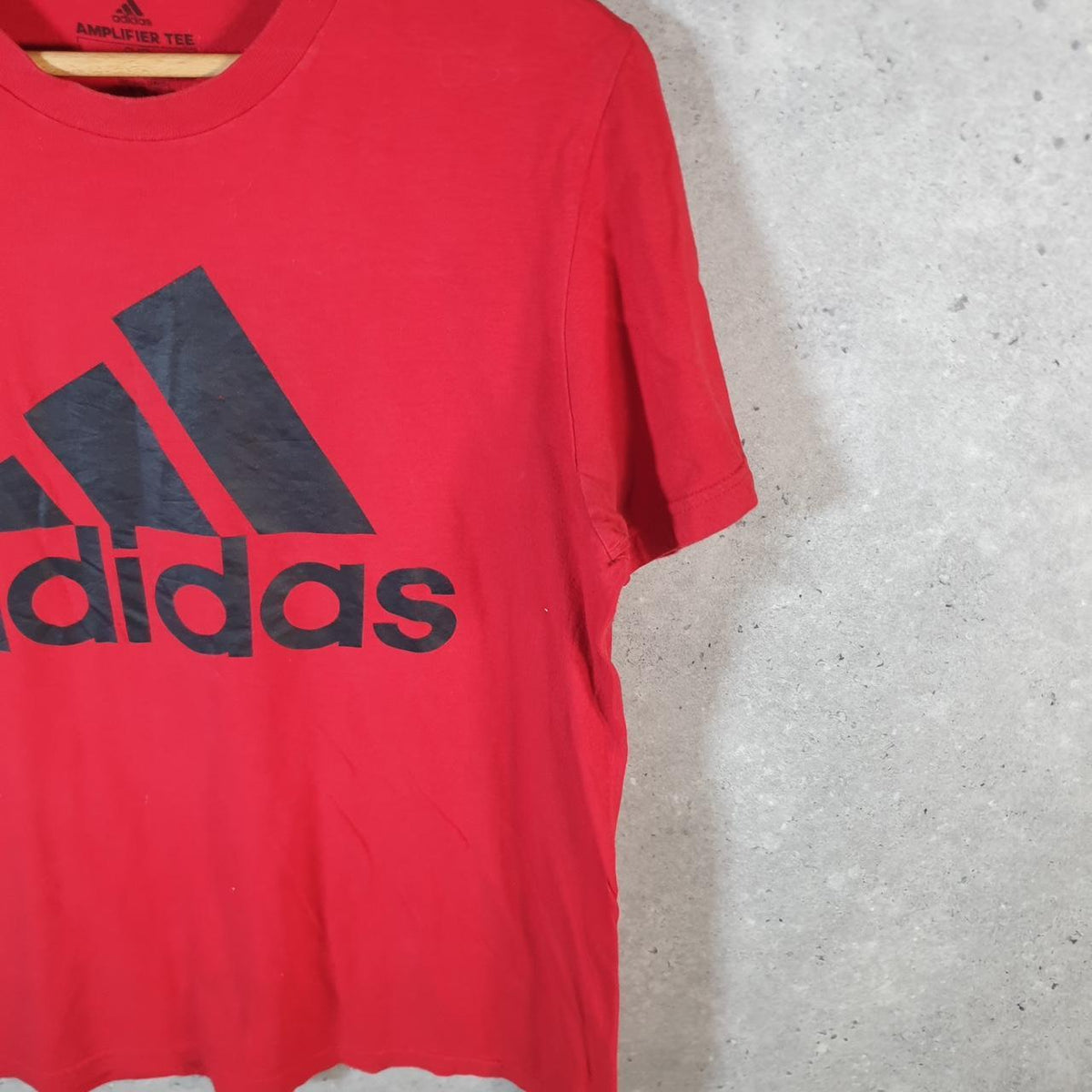 Vintage Adidas Amplifier T Shirt Men’s Small Red Three Stripes Logo Athletic