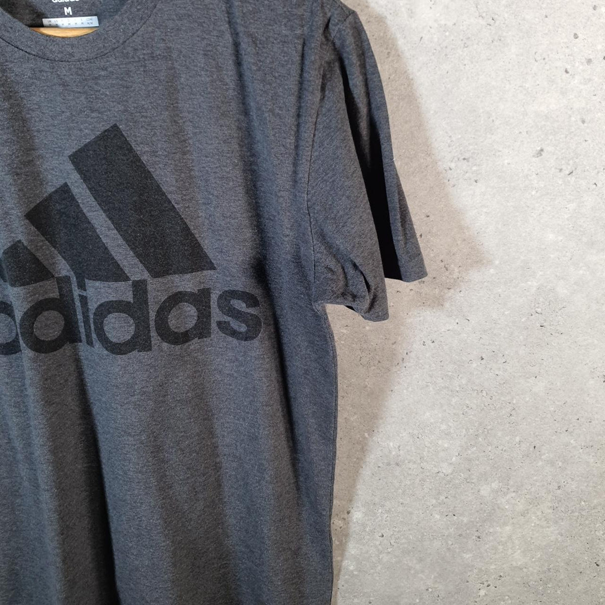Vintage Adidas Golf T Shirt Men’s Medium Grey Three Stripes Logo Athletic