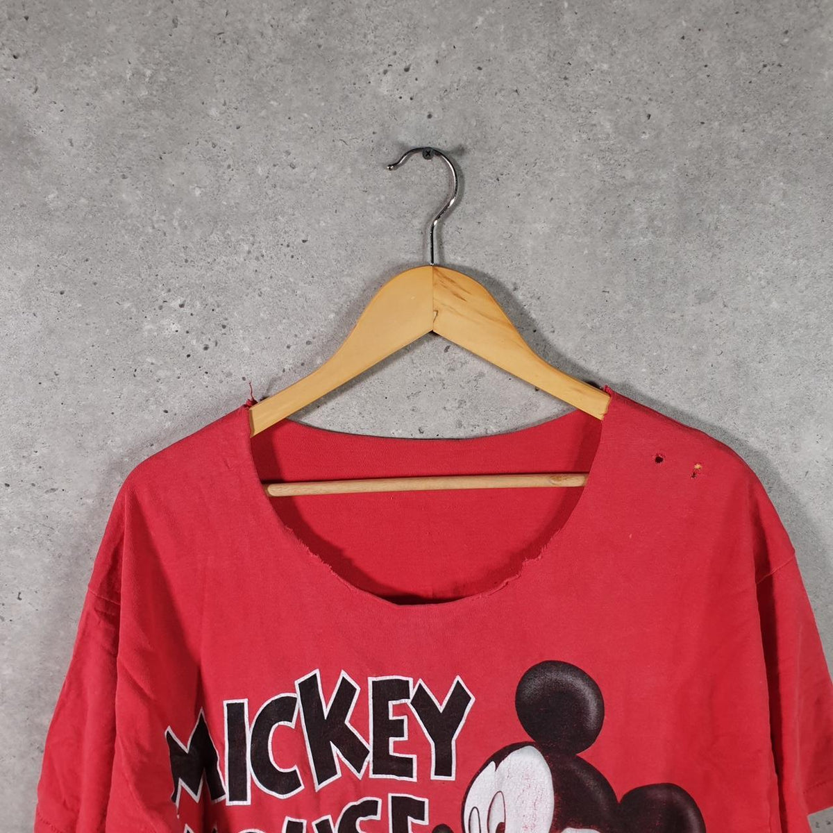 Vintage Disney Mickey Mouse Graphic 90s USA Single Stitch T Shirt Men’s Medium Red Big Fish Vintage